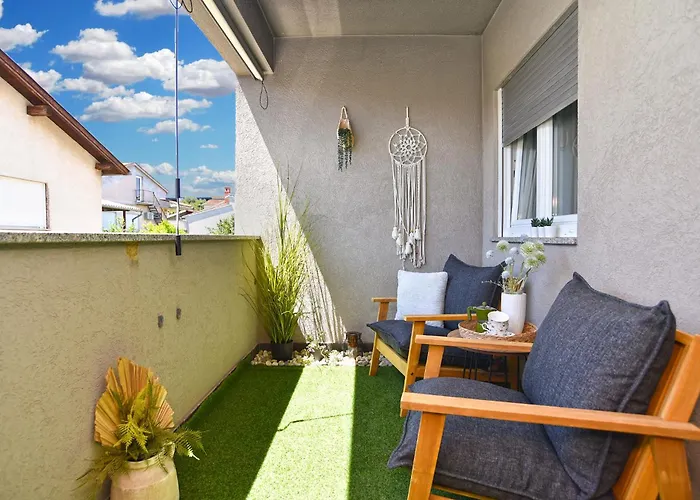 Sandra 2335 Apartamento