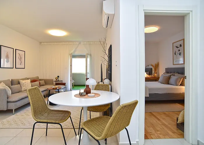 Sandra 2335 Apartament Pula