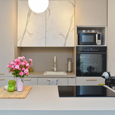 Sandra 2335 Apartamento